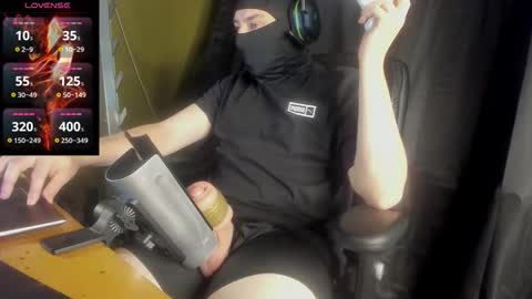 Daddy online show from November 19, 2025, 5:29 am