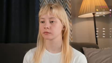 Iris online show from March 6, 2025, 4:52 am