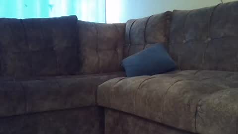 Snapshot of shiksmson chatting on February 12, 2026, 9:37 am shiksmson online show from February 12, 2026, 9:37 am