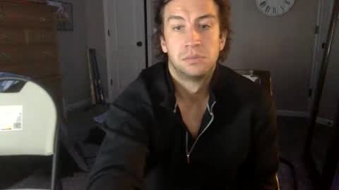 shimmyloe online show from October 8, 2025, 8:56 am