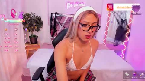 shinedark_tay online show from October 23, 2025, 2:44 am