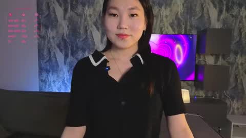 Chika online show from November 19, 2025, 3:06 am