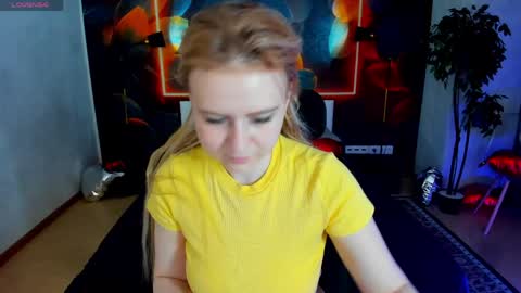 Lisa online show from April 29, 2026, 1:43 am