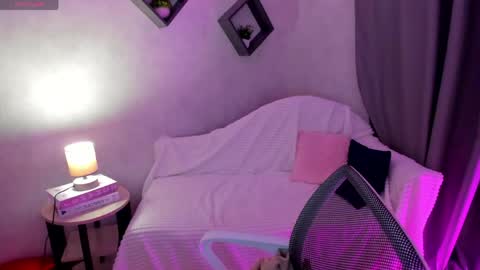 Snapshot of shiny_lisss chatting on May 2, 2026, 1:32 am Lisa online show from May 2, 2026, 1:32 am