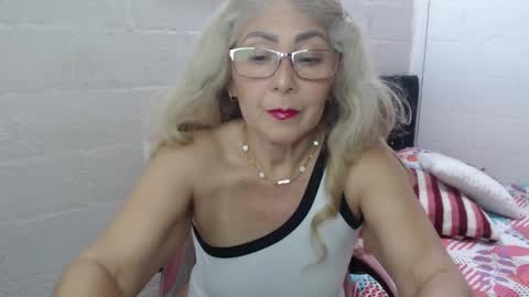 shira evans40 online show from January 27, 2025, 8:49 pm