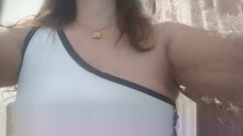 Shirleyni online show from September 21, 2025, 1:57 pm