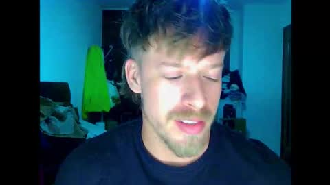 Cick Goreskin online show from November 23, 2025, 2:00 am