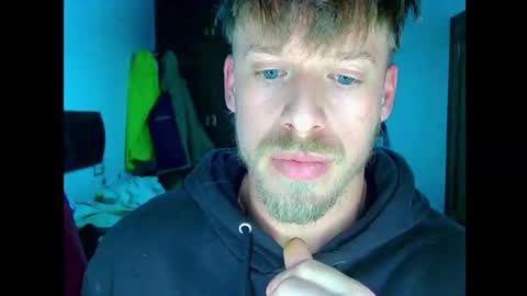 Cick Goreskin online show from November 28, 2025, 2:25 am