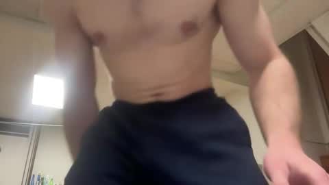 shirtlesshunk15 online show from March 13, 2026, 12:50 am