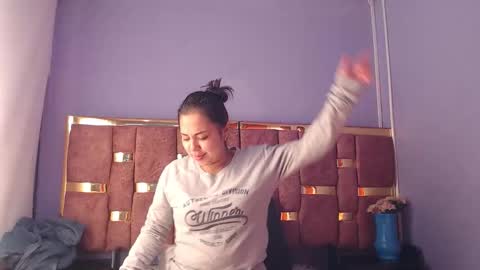 Shizuka online show from January 7, 2026, 4:04 am