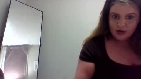 Snapshot of shmuberryfarms chatting on October 9, 2025, 11:41 am shmooinaround online show from October 9, 2025, 11:41 am