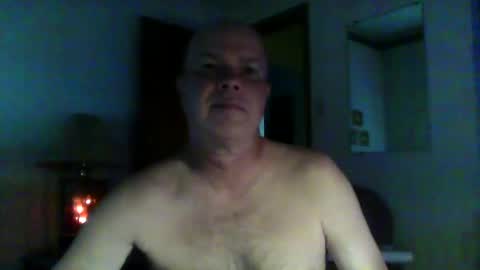undie lover online show from September 23, 2025, 4:15 am