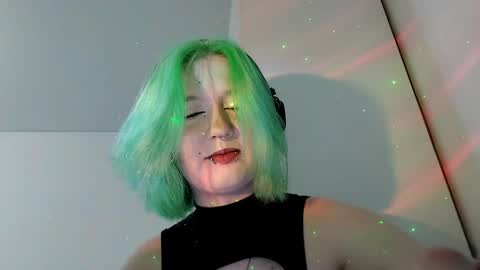 Xena online show from May 17, 2026, 3:19 pm
