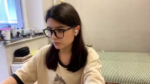 Snapshot of shontagrabowski chatting on July 17, 2026, 1:18 pm Marie online show from July 17, 2026, 1:18 pm