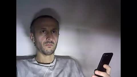 Snapshot of shooter_coool chatting on February 10, 2025, 6:35 pm shooter_coool online show from February 10, 2025, 6:35 pm