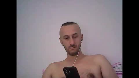 Snapshot of shooter_coool chatting on October 4, 2025, 12:25 pm shooter_coool online show from October 4, 2025, 12:25 pm