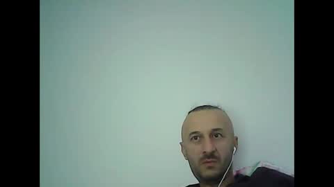 Snapshot of shooter_coool chatting on October 5, 2025, 9:51 am shooter_coool online show from October 5, 2025, 9:51 am
