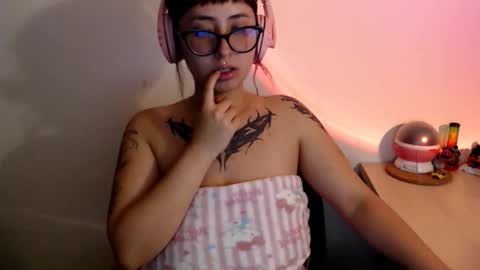 Snapshot of shopie_hank chatting on September 11, 2025, 5:18 am Shopie Hank online show from September 11, 2025, 5:18 am