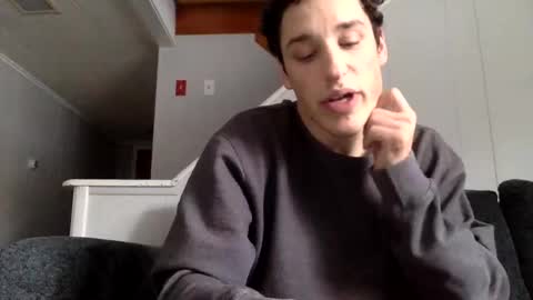 shortiesn40s online show from February 11, 2026, 7:08 pm