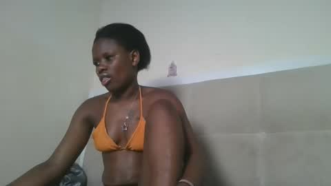 Snapshot of shortnswee254 chatting on March 4, 2026, 1:06 pm shortnswee254 online show from March 4, 2026, 1:06 pm