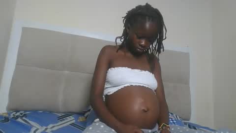 Snapshot of shortnswee254 chatting on March 14, 2026, 9:53 pm shortnswee254 online show from March 14, 2026, 9:53 pm