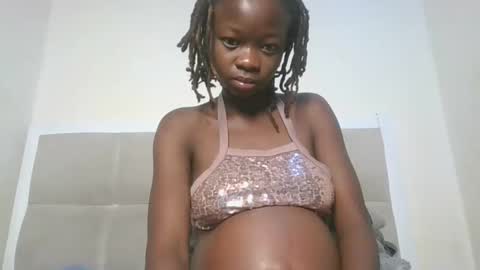 Snapshot of shortnswee254 chatting on March 22, 2026, 11:52 pm shortnswee254 online show from March 22, 2026, 11:52 pm