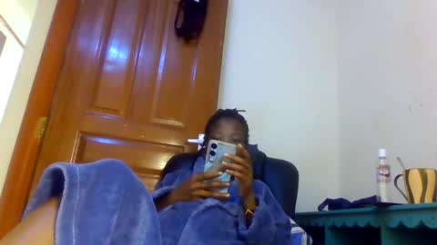 Snapshot of shortnswee254 chatting on March 27, 2026, 8:30 pm shortnswee254 online show from March 27, 2026, 8:30 pm