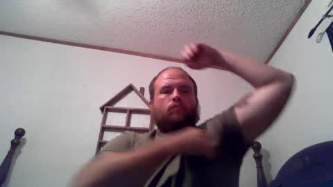 Snapshot of shortstroke86 chatting on December 16, 2024, 9:35 am shortstroke86 online show from December 16, 2024, 9:35 am