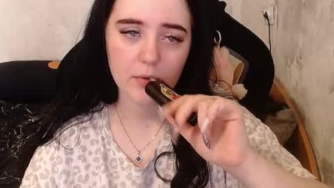 show_for_you online show from October 6, 2025, 8:23 am