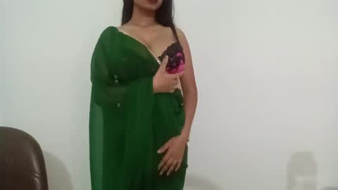 shreya_0 online show from April 7, 2026, 12:00 am