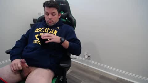 shroom online show from February 15, 2025, 2:44 pm