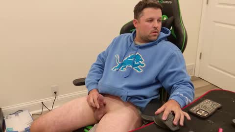 shroom online show from October 14, 2025, 6:42 pm