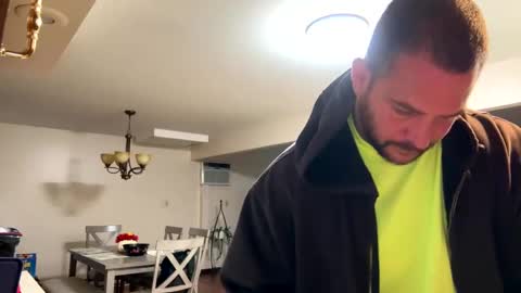 Snapshot of shubby420 chatting on October 15, 2025, 11:54 am YeahBoi420 online show from October 15, 2025, 11:54 am