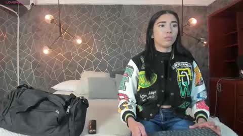 ZUMY ANGELS online show from October 12, 2025, 4:55 am