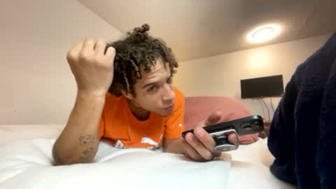 Snapshot of shurthingxx chatting on January 22, 2025, 9:24 am shurthingxx online show from January 22, 2025, 9:24 am