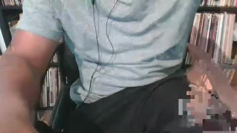 Snapshot of shy333 chatting on January 13, 2025, 5:23 pm SHY333 online show from January 13, 2025, 5:23 pm