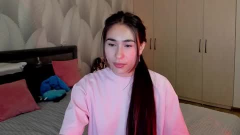 Mika online show from November 12, 2025, 2:23 am