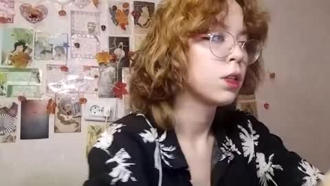 Milena online show from October 30, 2025, 1:01 pm