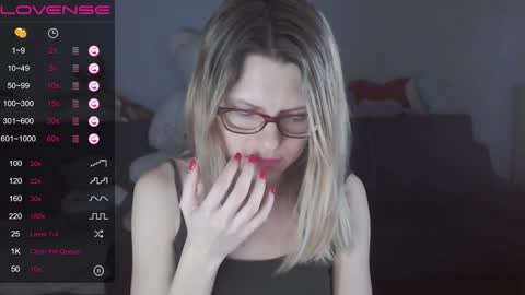 Snapshot of shy_moony chatting on March 10, 2025, 12:40 am just Alex online show from March 10, 2025, 12:40 am