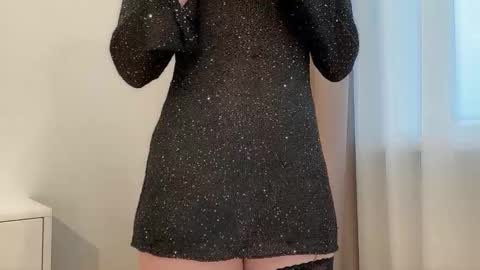 shy_schoolgirl_ online show from December 20, 2025, 10:33 am