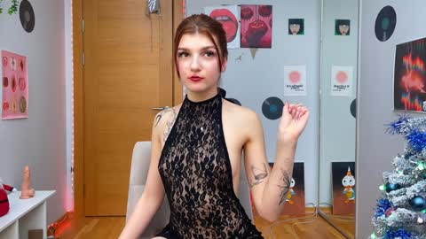 Snapshot of shybella_girl chatting on December 18, 2024, 9:58 am Bella online show from December 18, 2024, 9:58 am