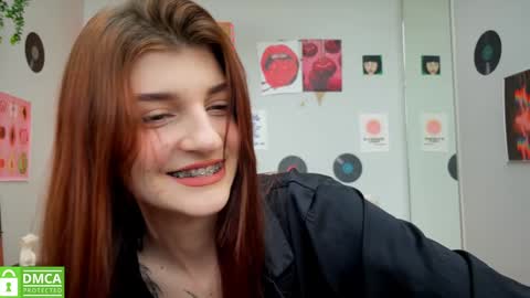 Snapshot of shybella_girl chatting on January 28, 2025, 10:12 am Bella online show from January 28, 2025, 10:12 am