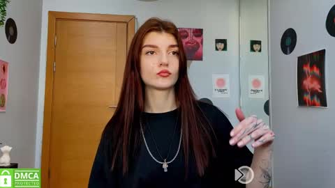 Snapshot of shybella_girl chatting on February 19, 2025, 9:06 am Bella online show from February 19, 2025, 9:06 am