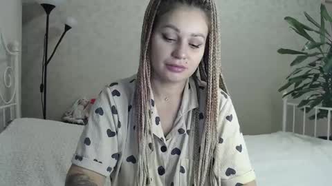 Snapshot of shyevaa chatting on November 2, 2025, 3:36 pm Eva online show from November 2, 2025, 3:36 pm