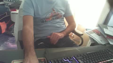 Snapshot of shyfrenchcock chatting on October 11, 2025, 1:31 pm shyfrenchcock online show from October 11, 2025, 1:31 pm
