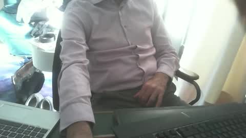 shyfrenchcock online show from November 10, 2025, 10:58 am