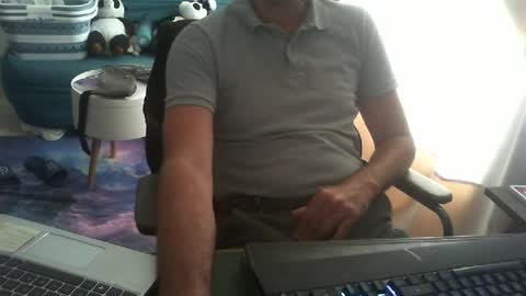 shyfrenchcock online show from July 8, 2026, 1:15 pm