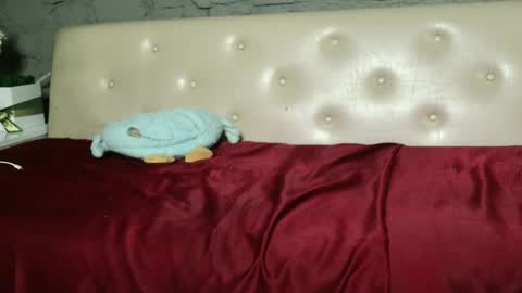 Snapshot of shygurl18hot chatting on March 5, 2025, 2:12 pm shygurl18hot online show from March 5, 2025, 2:12 pm