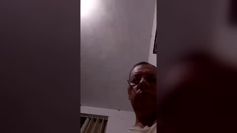 Snapshot of shygynx chatting on July 19, 2026, 1:09 am shygynx online show from July 19, 2026, 1:09 am