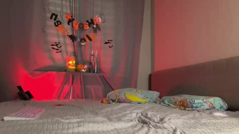 Snapshot of shyprinces chatting on October 29, 2025, 7:15 pm Amelia online show from October 29, 2025, 7:15 pm